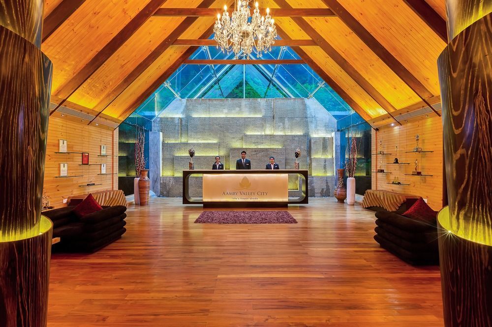 Aamby Valley City Lonavala Dış mekan fotoğraf The lobby of the hotel